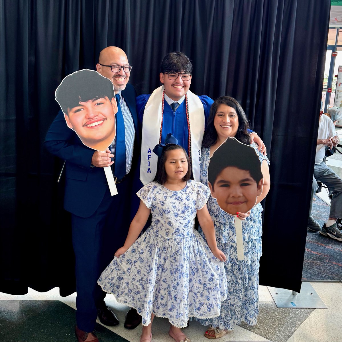 Anne Frank IA tweet media