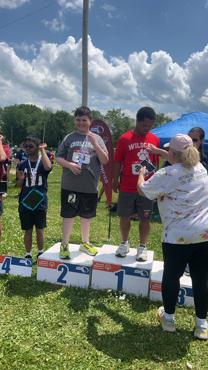 CMHS_Unified's tweet photo. Unified track and field championship meet! https://t.co/vd5MrqnwAi