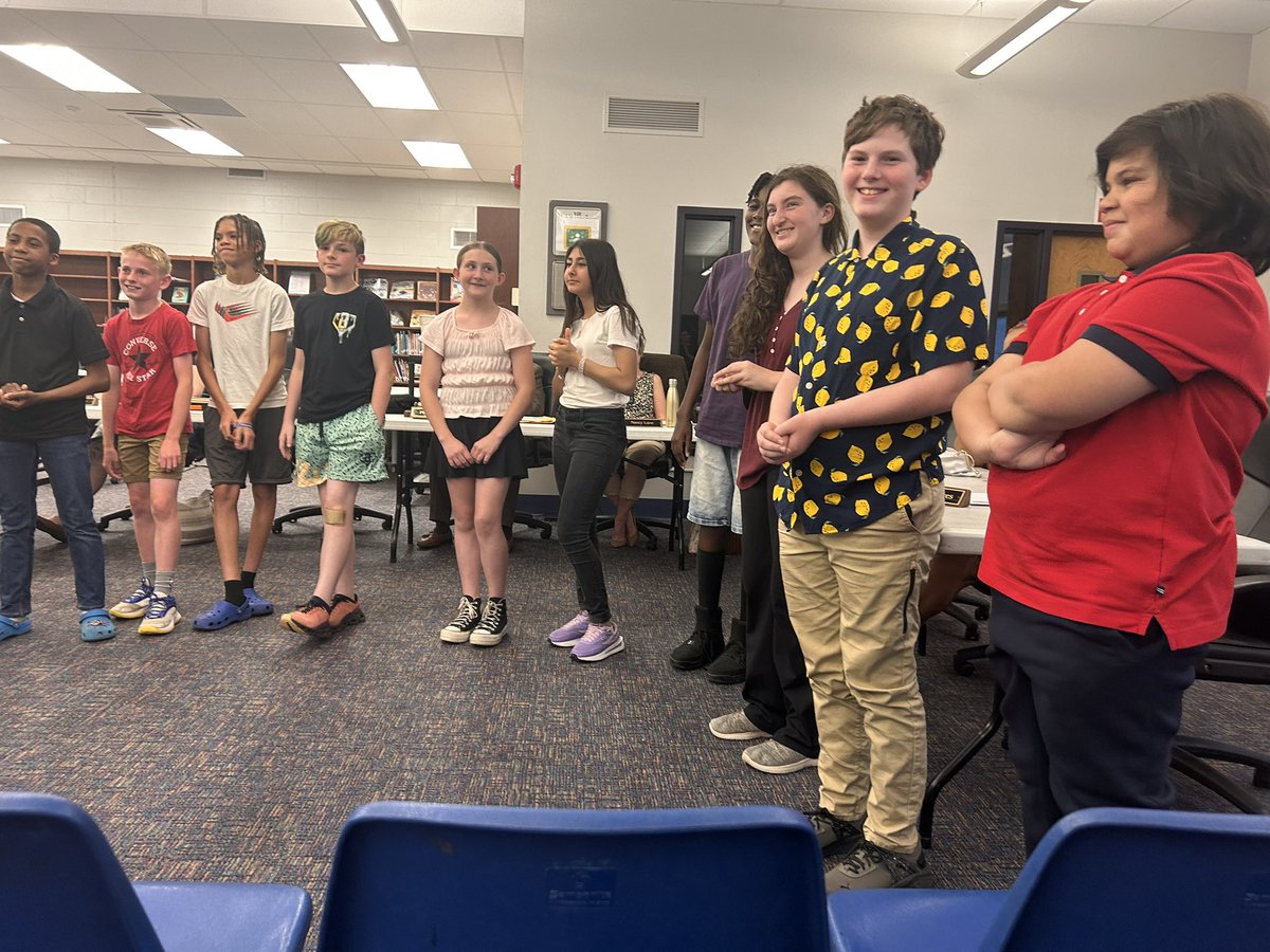 Genna Cajio tweet media