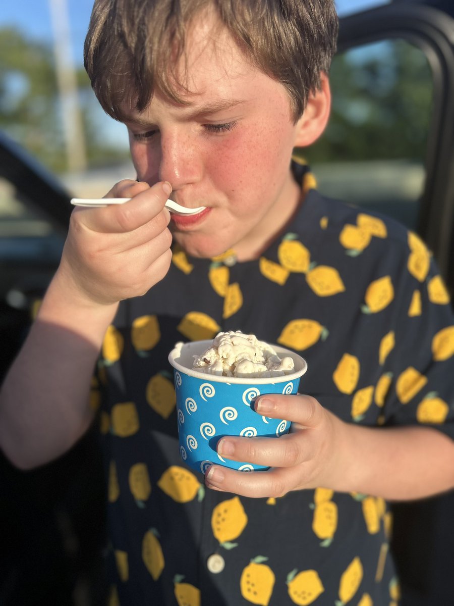 Genna Cajio tweet media