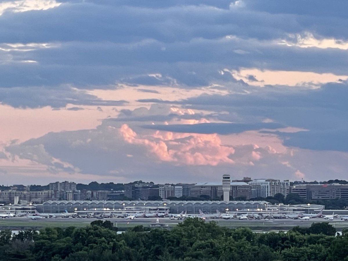 Whether it’s “Reagan National” or just “National airport” to you or “DCA,” it presents a pretty picture at dusk.