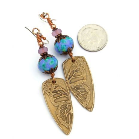 New! Wonderful bronze #butterfly #earrings w/ lampwork glass & frosted glass discs - perfect summer #jewelry! via @ShadowDogDesign #ShopSmall #Handmade #Butterflies #ButterflyEarrings bit.ly/PapilioBela