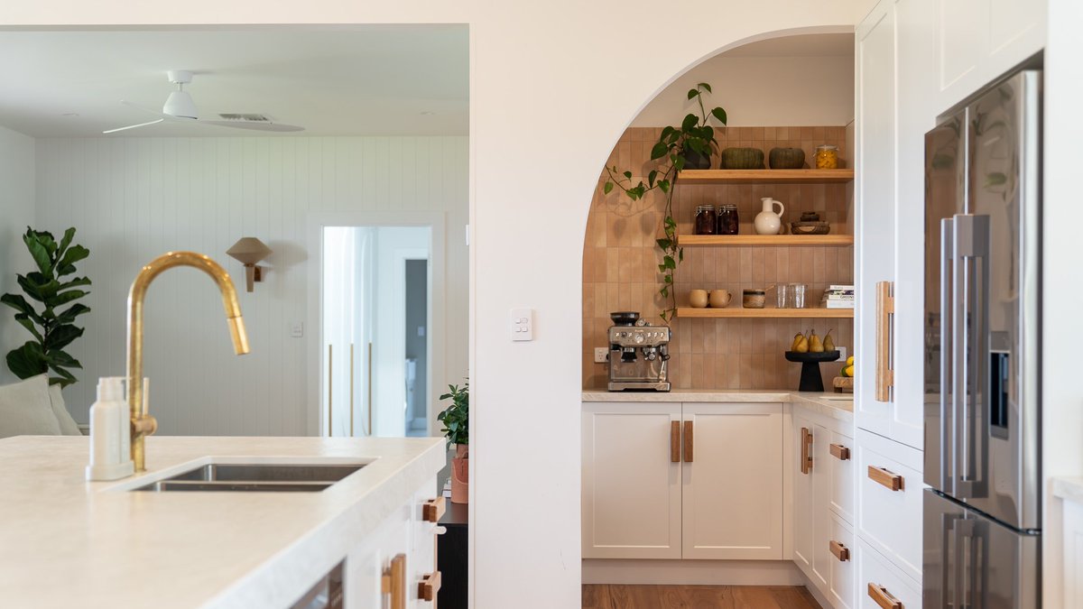 Stumped for small pantry ideas?

Fear not: You can transform your small pantry into a space thats equal parts practical and design forward!

#Kitchen #KitchenPantry #SmallPantry #SmallPantryDesignIdeas
 #HomeForSale
 LocalInfoForYou.com/148956/small-p…