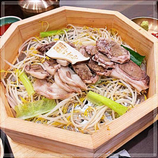 생방송 오늘저녁에서 발견한 강남구청 학동역 청와옥의 오징어 숯불구이 순대 수육 편백찜 정식 , 순대국밥 맛집 비밀 ift.tt/NrEjvqO