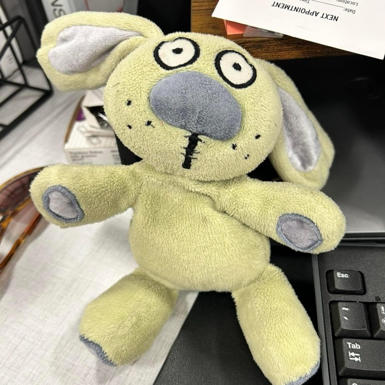 🧸 PLEASE SHARE + HELP OUR FRIEND FIND HIS WAY HOME // This little guy was found outside of Sporting Hill Elementary School. He's quite snuggly, and he's safe + sound in the office at Sporting Hill. But he also misses his friend/owner. Please help this little guy find his home.