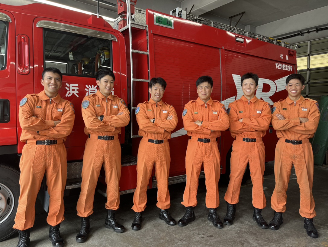 消防士 特別救助隊 密着取材に気合十分💪】 神奈川消防署松見特別救助隊にカメラが潜入