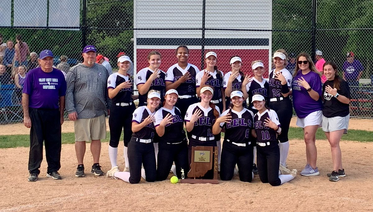 2024 REGIONAL CHAMPS!!

The girls will be going through town around 10:00 PM with the fire trucks and a pep session to follow on the field!