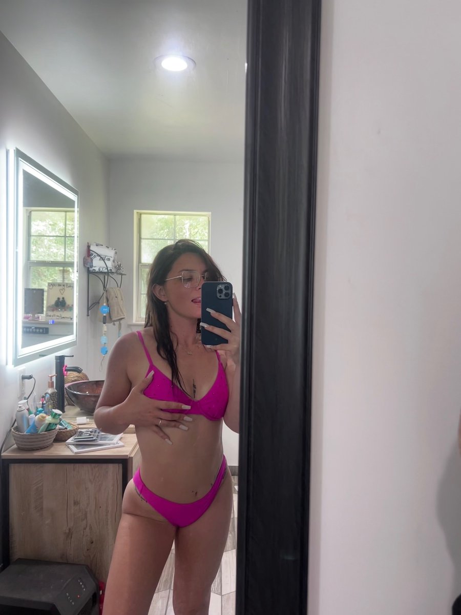 _pixiebby's tweet photo. dm me for content 🤩🍒♥️ https://t.co/lxzc6GhZG0