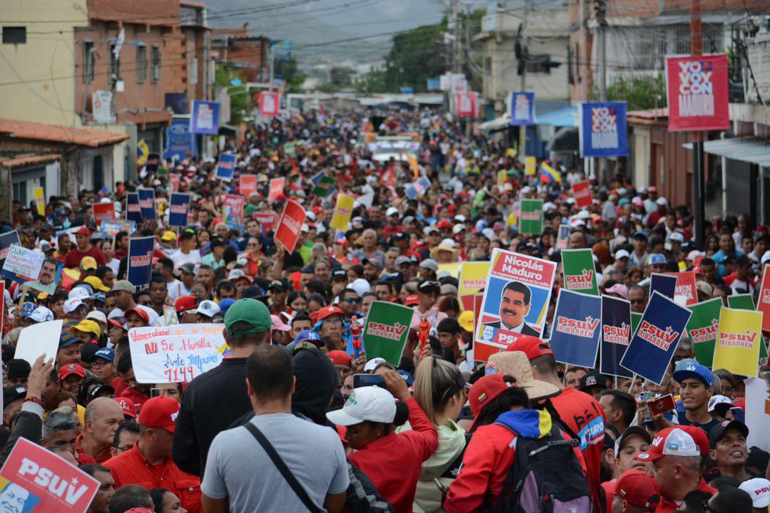 #28May La esperanza está en la calle del municipio Iribarren como muestra de amor y compromiso hacia la Revolución Bolivariana. @dcabellor