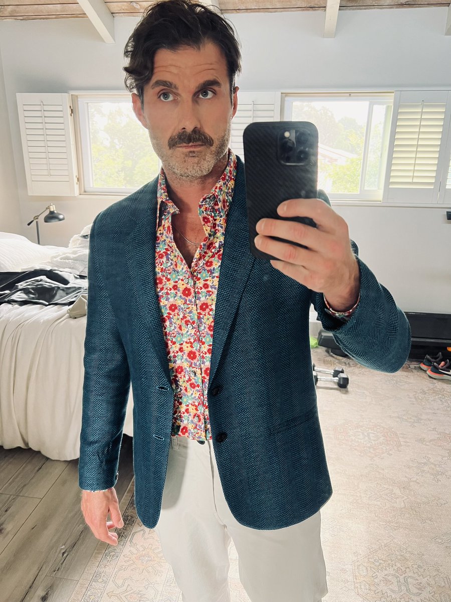Ignore the hair and the mess, but how’s the fit for the wedding I’m going to this weekend in Newport Beach? It’s a more casual wedding so I felt more comfortable being a little more playful with the outfit….