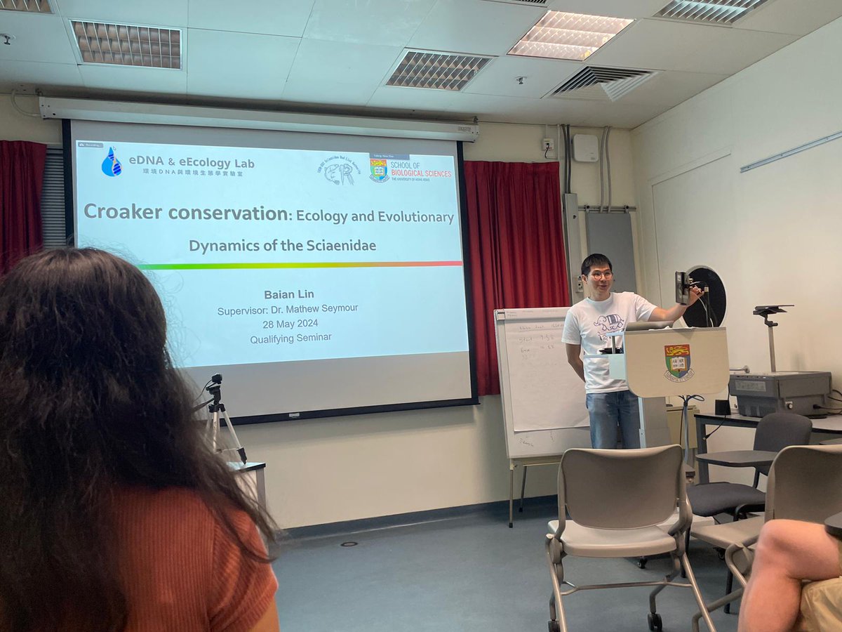 EdnaEecology's tweet photo. Baian @LinBaian22 gave an engaging PhD qualifying seminar yesterday. Excellent work and exciting preliminary results.  Many thanks to @DrMoriartyY and @celiaschunter for examining. https://t.co/osW4MGp1Pc