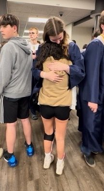 Thank you, seniors! We appreciate all that you have contributed to Stoney Creek &amp;our Link Crew program💫 Remember to always GO BIG, give TOTAL SUPPORT to people you encounter &amp; have a YES and... attitude! 
<a href="/stoneycreekptsa/">stoneycreekptsa</a> <a href="/WeAreSCHS/">Stoney Creek High School</a> <a href="/rochcommschools/">Rochester Community Schools</a> <a href="/BoomerangPrjct/">Boomerang Project</a> 

#LinkCrew