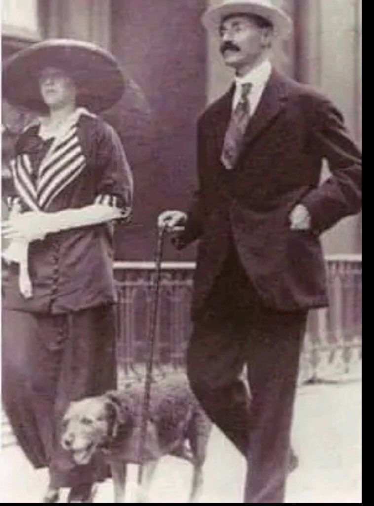 @fasc1nate When the Titanic sank, it carried millionaire John Jacob Astor IV. The money in his bank account was enough to build 30 Titanics. However, faced with mortal danger, he chose what he deemed morally right and gave up his spot in a lifeboat to save two frightened children. ￼