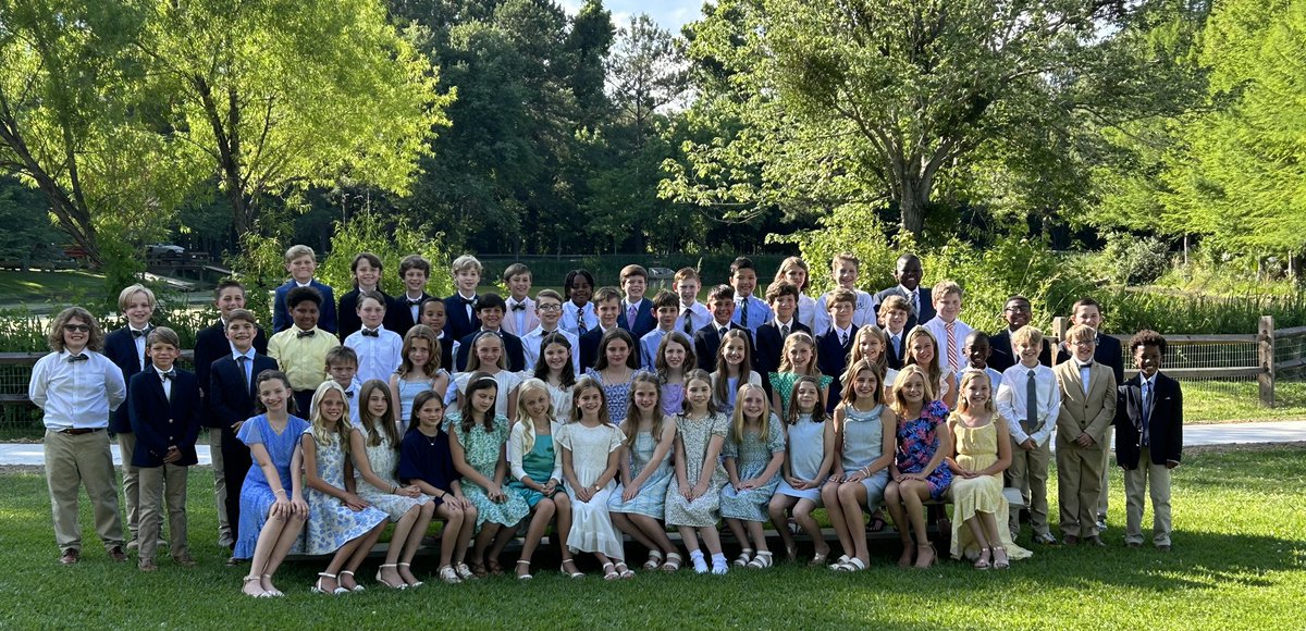 Tonight’s 4th grade Baccalaureate Service was beautiful thanks to our visiting clergy, School chaplains, 4th grade teachers, and Lower School
administration. 👏 👏👏 Good luck to the @HeathwoodHall class of 2032.