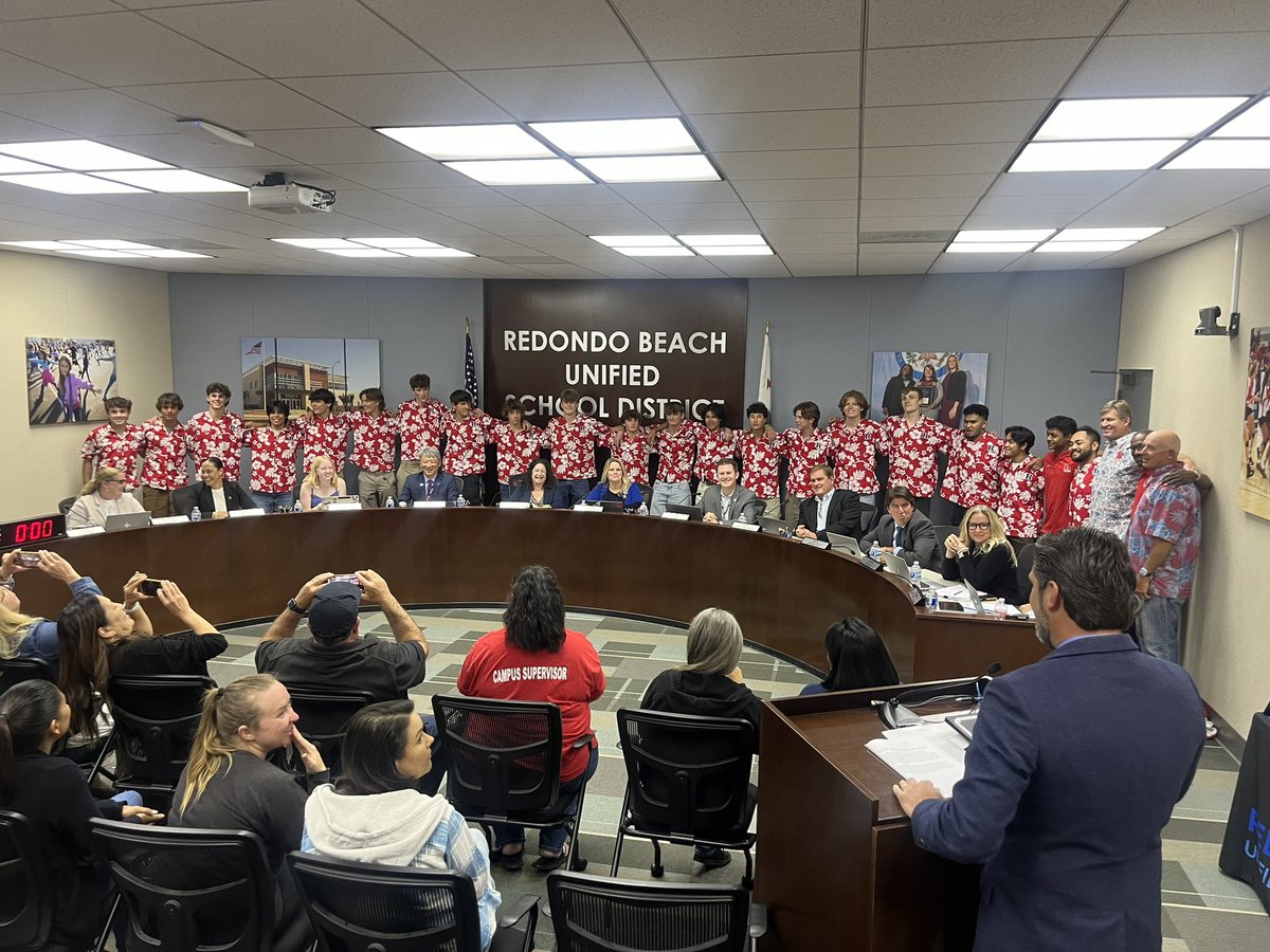 Redondo Athletics tweet media