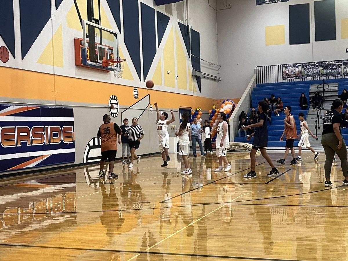 L🧡VE our Riverside community! Today, we united with @Riverside_4ever for our Special Olympic Basketball Game and it was a hit! Thank you to our amazing staff for making this happen for our Rebels. #FORtheValley🧡💙 @BrendaChR1