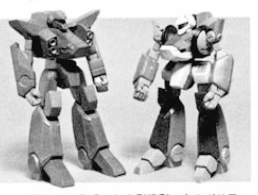 その頃から立体物には気の早いアートミックは、ガリアードを直ぐに作る。

ガレージキットとして市販化とかはまだ考えてない。

このガリアードの完全変形トイも欲しいなー。 
