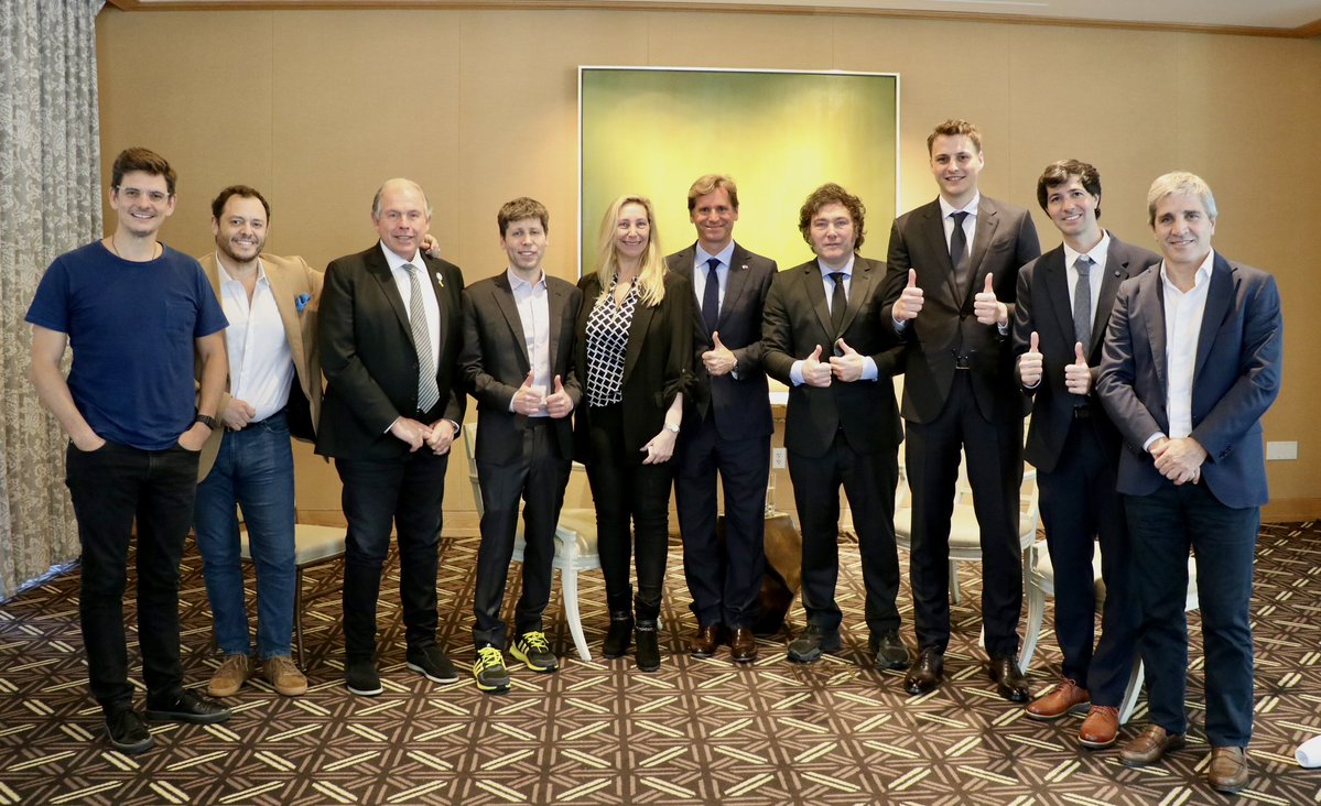 El Presidente Javier Milei, junto a la comitiva argentina, mantuvo una reunión con el CEO de OpenAI, Sam Altman, y su equipo, en Estados Unidos.