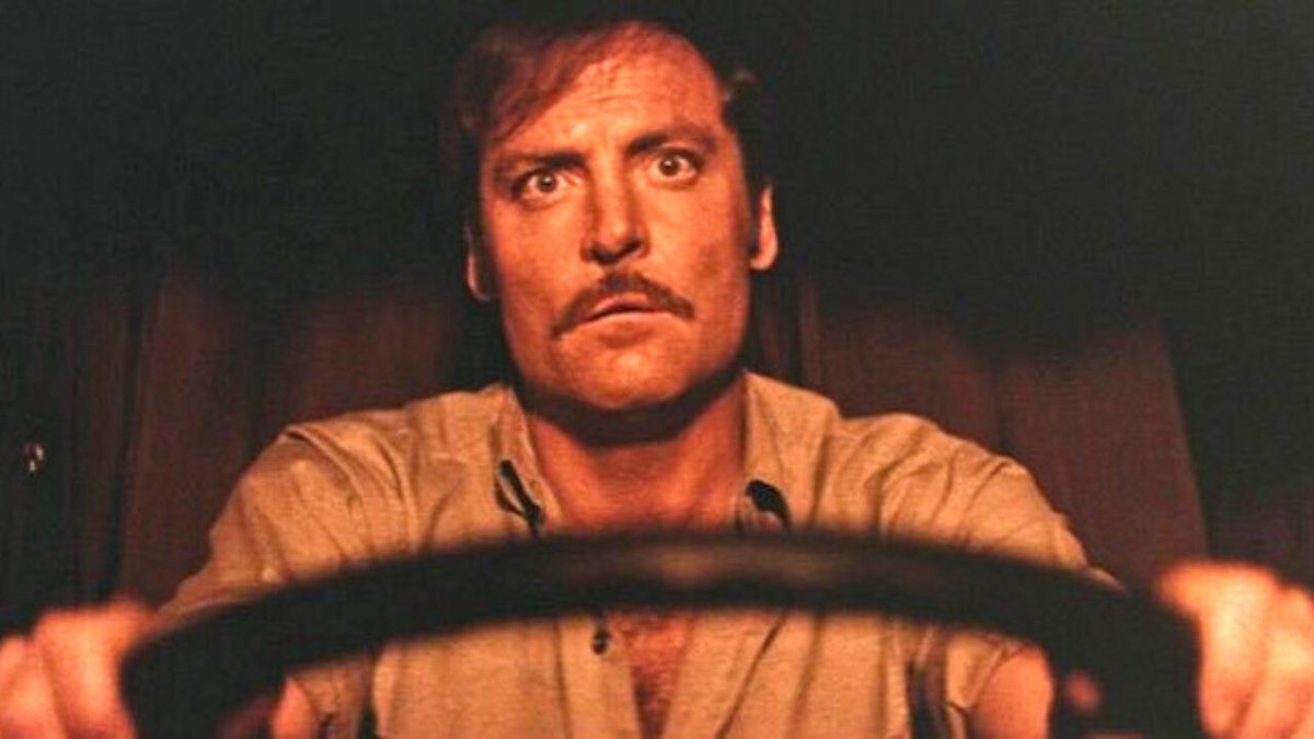 I choose to believe that Tom Burke in FURIOSA wasn't meant to remind us of Max, but a different 1980s Ozploitation road warrior: Stacy Keach in ROAD GAMES - cleft lip scar and all!