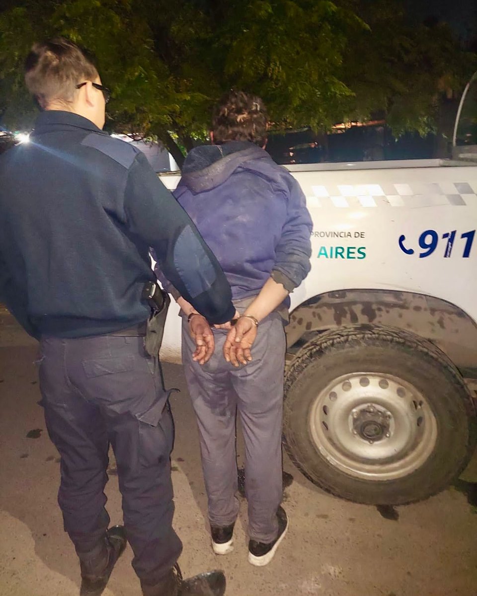 TermometroPilar's tweet photo. Detienen al autor del incendio del Hogar de Niños del Milagro
https://t.co/Bbz1G02sLt https://t.co/COxNs2CqJx