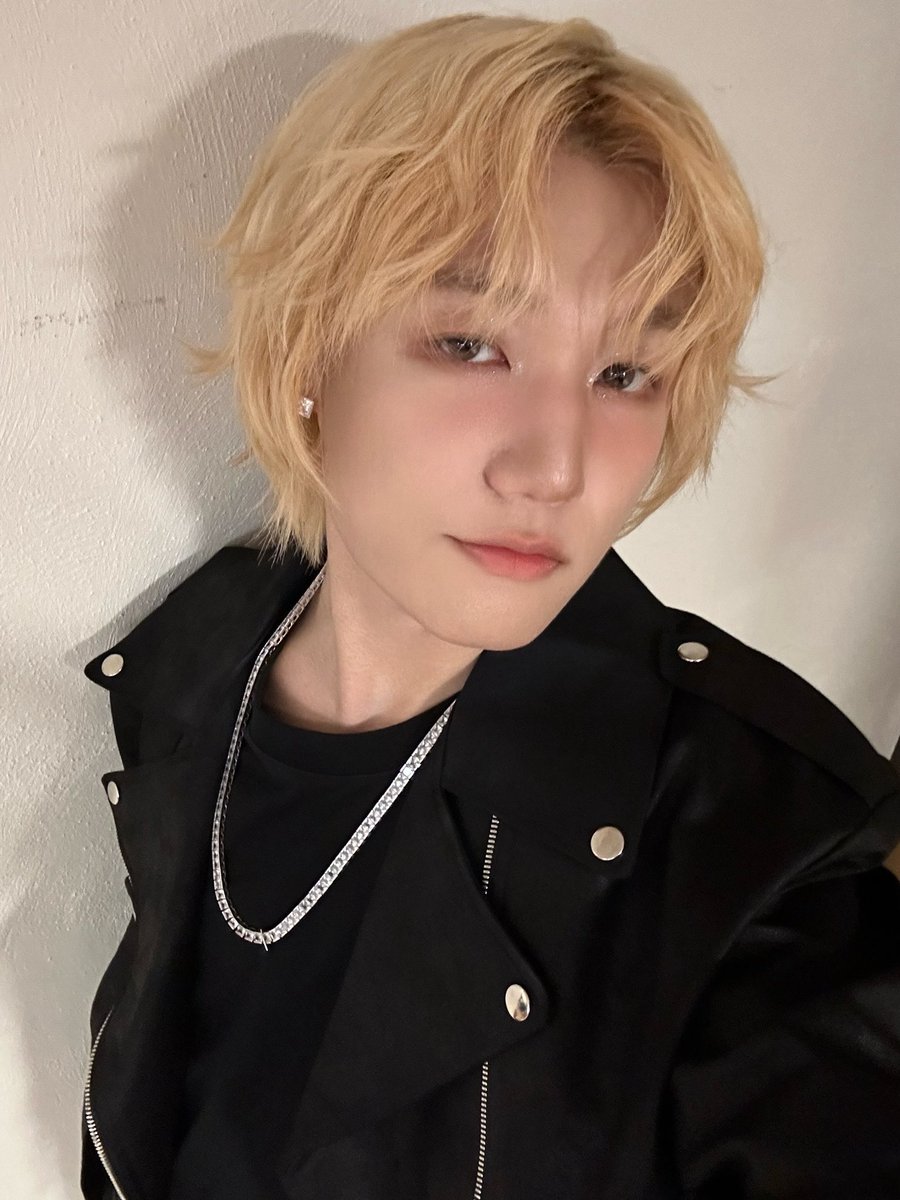 he’s literally a natural blonde like-

#종섭 #JONGSEOB #피원하모니 #P1HARMONY #P1H