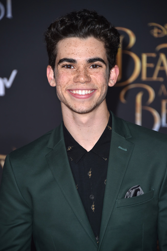 Cameron Boyce, astro da Disney, estaria completando 25 anos de idade hoje💔 O jovem ator faleceu precocemente em 2019.