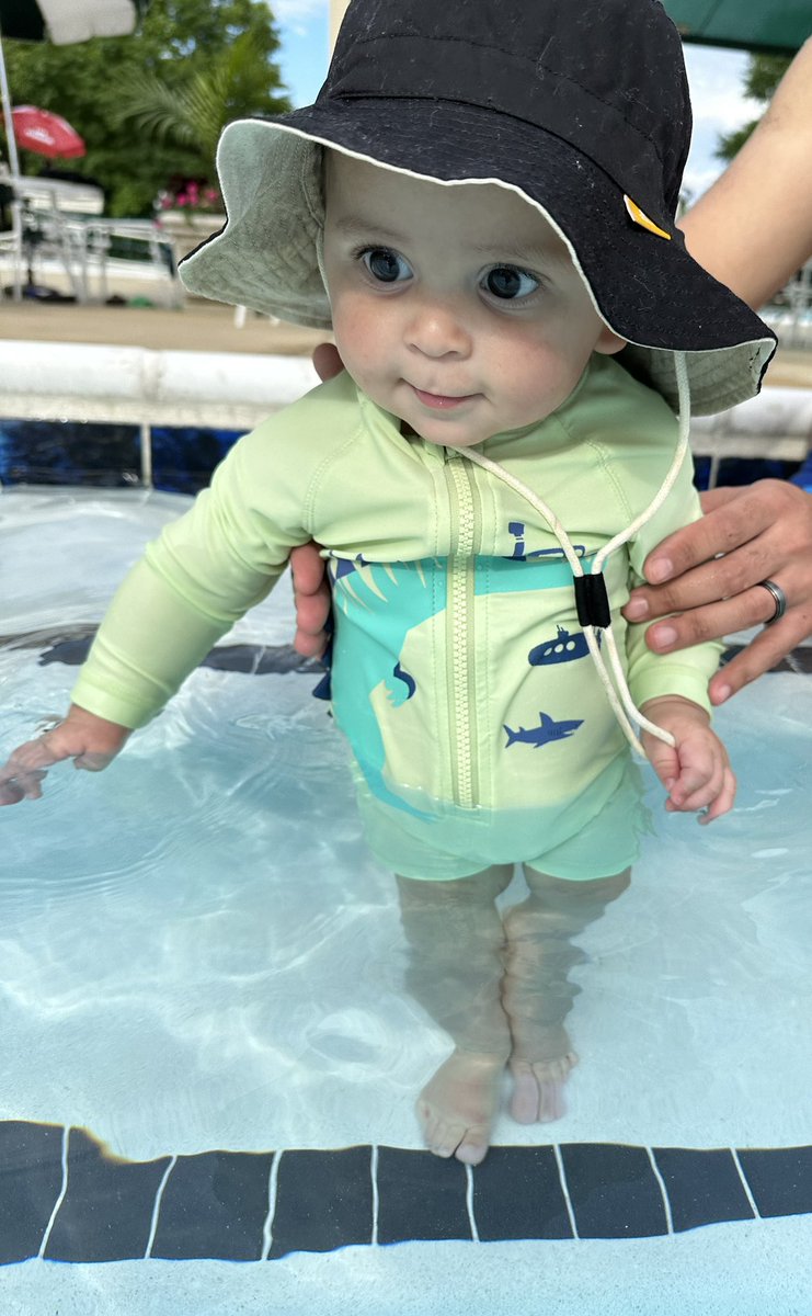 DestinyKatelynn's tweet photo. My baby boy’s first time in the swing and then his first pool day 🥺💚 he loved both of them!! I can’t believe he is going to be 6 months old in a week. https://t.co/ur17RC829p