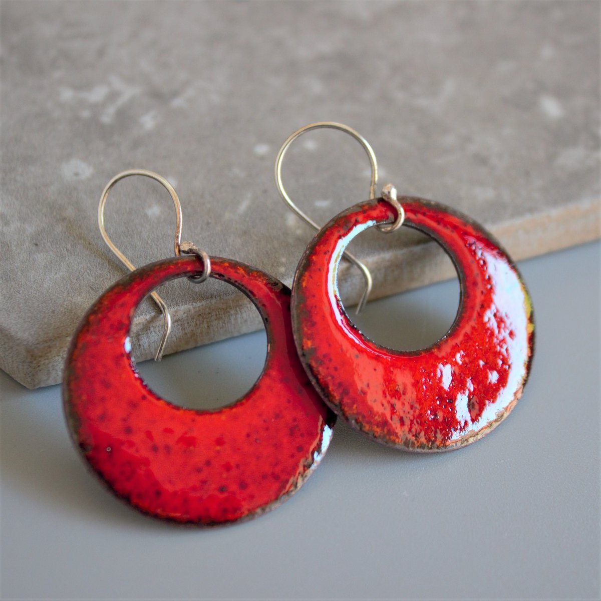 Red Enamel Hoop Earrings - Statement Earrings tuppu.net/80eee586 #Etsy #MaisyPlum #UKCraftersHour #MyNewTag #MHHSBD #ShopIndie #ChristmasGift