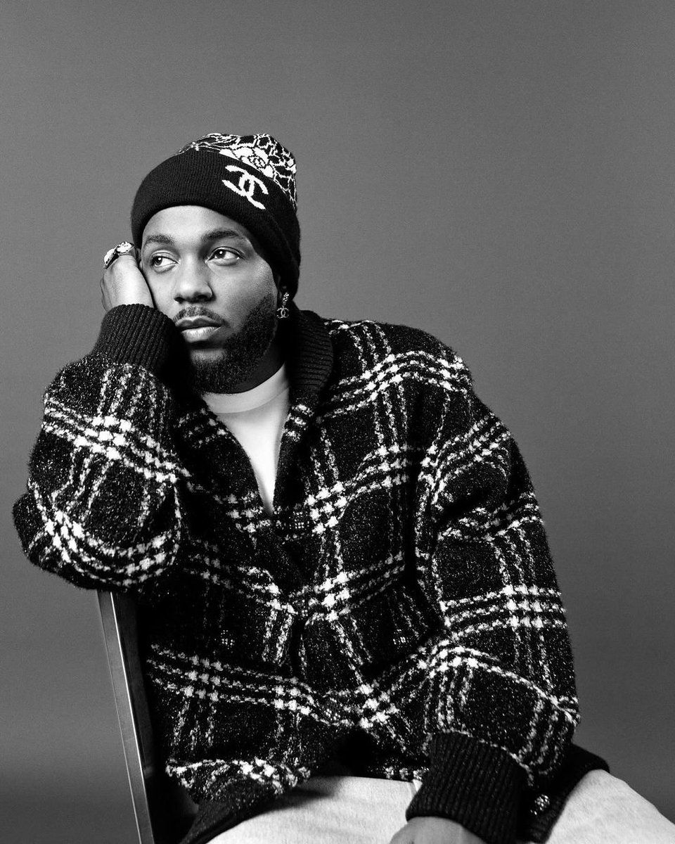 📸Kendrick Lamar photoshoot for Chanel 'I'm the type of n**** that get sexy on a bitch'👌