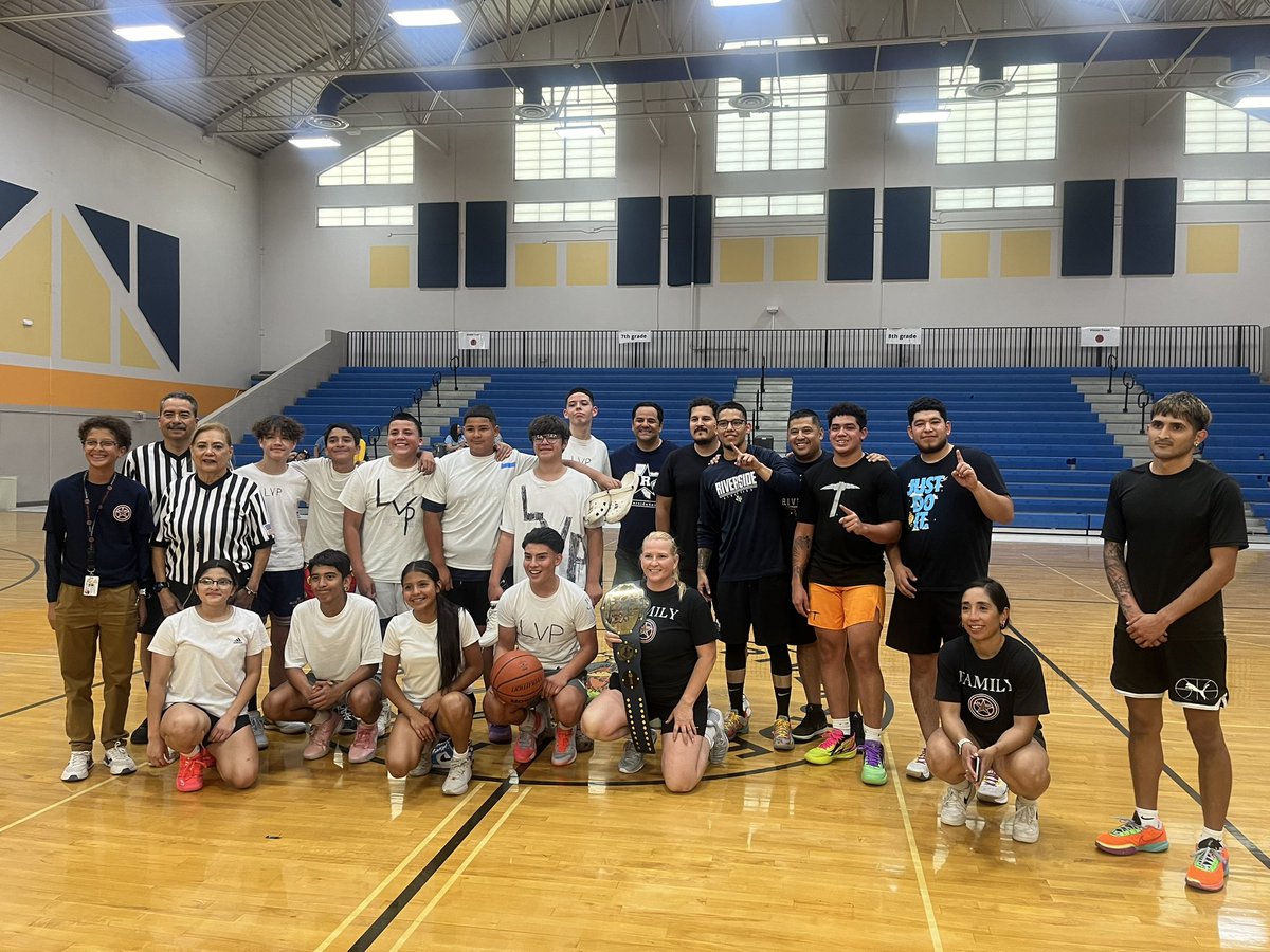 Students vs Faculty game @RiversideMS1971 was a good one today! Faculty wins…..again. 🏀🏆 #FORtheValley🧡💙