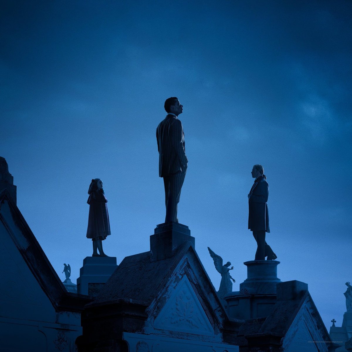 CINEMA505's tweet photo. Chegou! A 1ª temporada de ‘Entrevista com o Vampiro’ está disponível no Prime Video. https://t.co/XdydoIXIoO