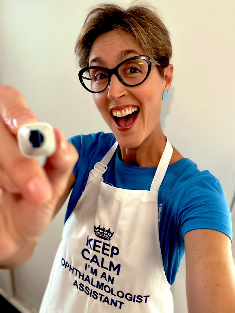 It’s official, I AM an #Ophthalmologist Assistant, the apron says so! I’m SO EXCITED to be #drawing out the 9th Australian Society of Ophthalmologists Skills Expo being held in Sydney this weekend for @ASOeyesurgeon drsuepillans.com ✏️ #ASOSkillsExpo