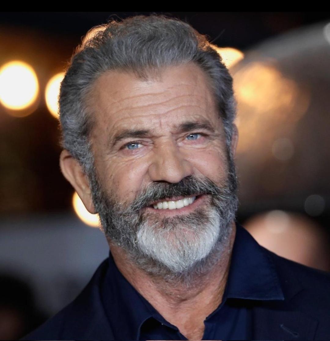 Do you support Mel Gibson’s plan to expose all the pedophiles, groomers, and human traffickers in Hollywood?

YES or NO