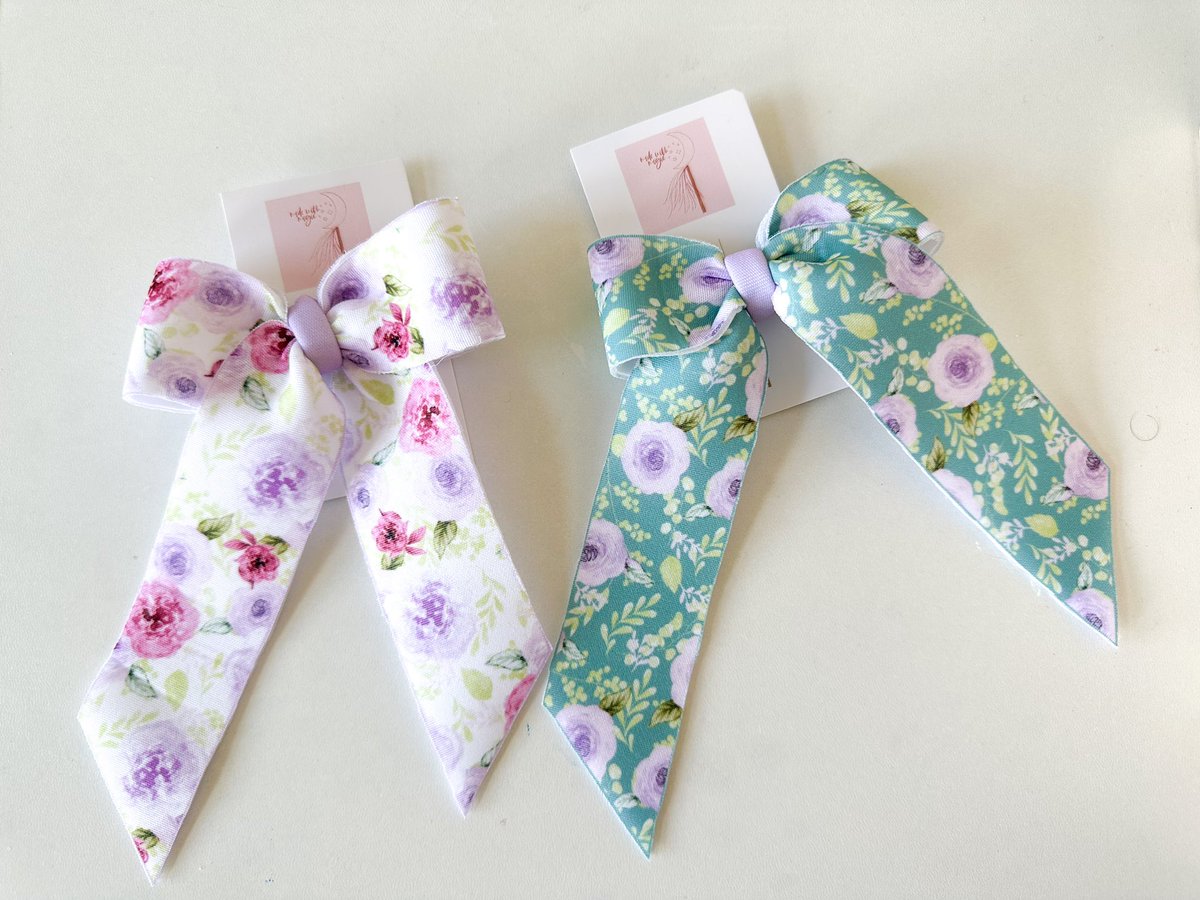 madewmagicus's tweet photo. Dear Reader, 
We have found the perfect accessory for a tea party or a trip out to promenade. Don’t miss my latest issue coming Thursday at 5 pm MST ✨ https://t.co/C7Q9Ji9B5R