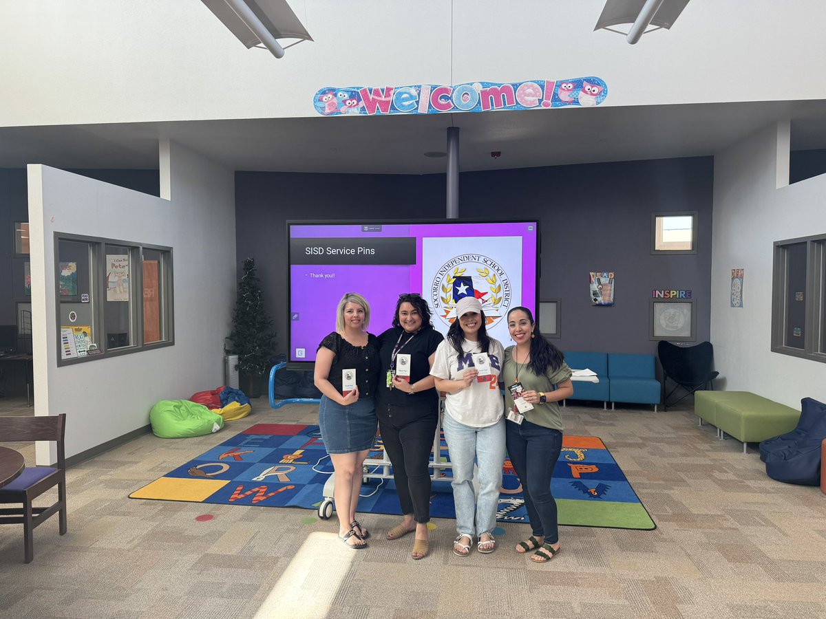 Thank you to these Owlsome Teachers for their 5 years of service to #TeamSISD!! Hoot! Hoot! 🧡🦉💜 #manymindsONEmission #VoxCorVita @MRico_MRES @__CGarcia @CMartinez_MRE @LChaparro_MRES