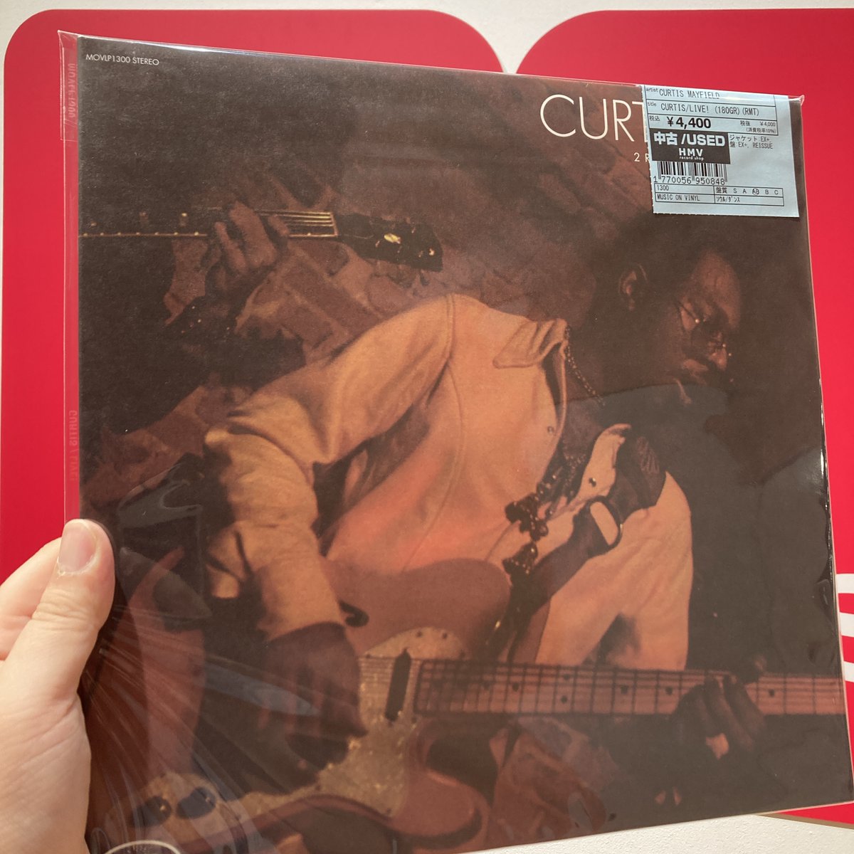 おはようございます！
本日もオープンしました。
店頭BGM最初の1枚はCurtis Mayfield『Curtis/Live!』！
本日も21時まで営業中！
ご来店お待ちしております！
#Osaka #vinylshop #vinylrecords #recordstore #アナログ #レコード #Shinsaibashi