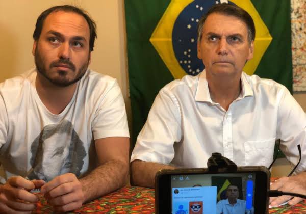 🚨GRAVE |

Exame de DNA comprova que suposta filha de Carlos Bolsonaro é do pai, Jair Bolsonaro