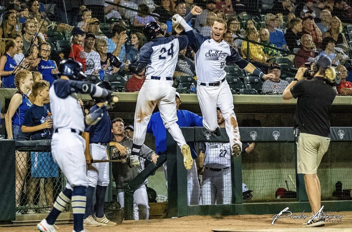 Renee__Alt's tweet photo. Throwback that I still often think about how they got that high? 😂 
@AA_Baseball @saltdogsball https://t.co/bPHyql0s2o