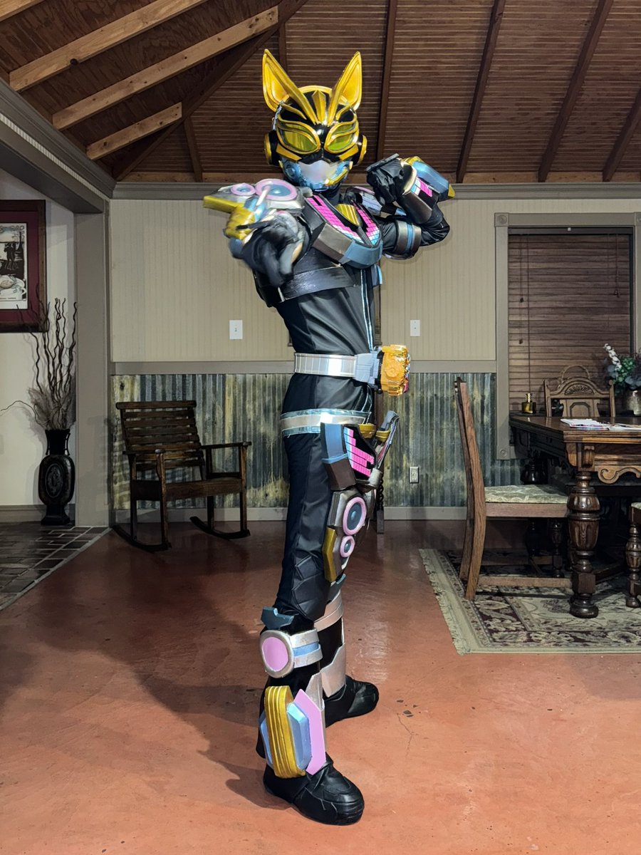 Soifz_cosplay's tweet photo. Nago…. the “Sparkling Princess of Guitars✨”

Tags: 
#kamenrider
#kamenridercosplay
#tokusatsu
#tokusatsucosplay 
#cosplay
#cosplayphoto
#cosplayoftheweek
#neonkurama
#kamenridernago 
#kamenridergeats https://t.co/0ogCwMOndQ