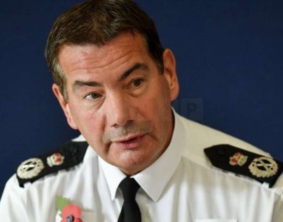 Suspended Northants Police Chief's Medal 'False', Panel Hears uknip.co.uk/news/uk/breaki…
