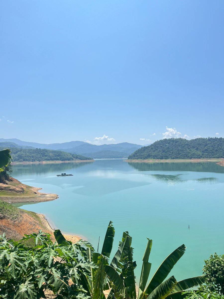 "Sing loud for the sunshine
Pray hard for the rain
And show your love for lady nature
And she will come back again.."

#Nagaland #Doyang #Tourism #NatureWonders