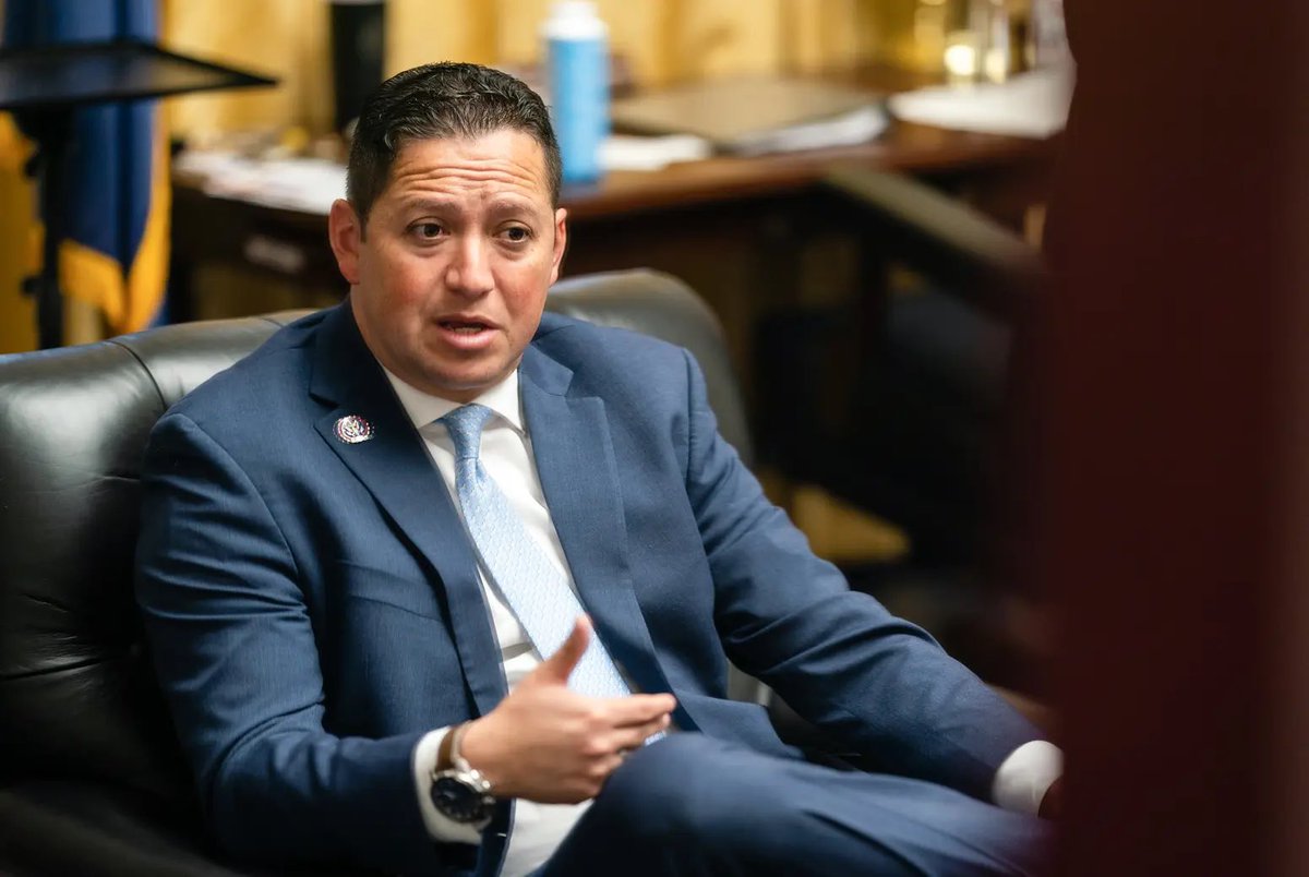 🚨Just in: Tony Gonzales has officially defeated House Freedom Caucus backed primary challenger Brandon Herrera in Texas 23rd Congressional District GOP Primary Runoff.

He will by less then 1000 votes.

During the primary Gonzales called his GOP colleagues scumbags and klansmen.