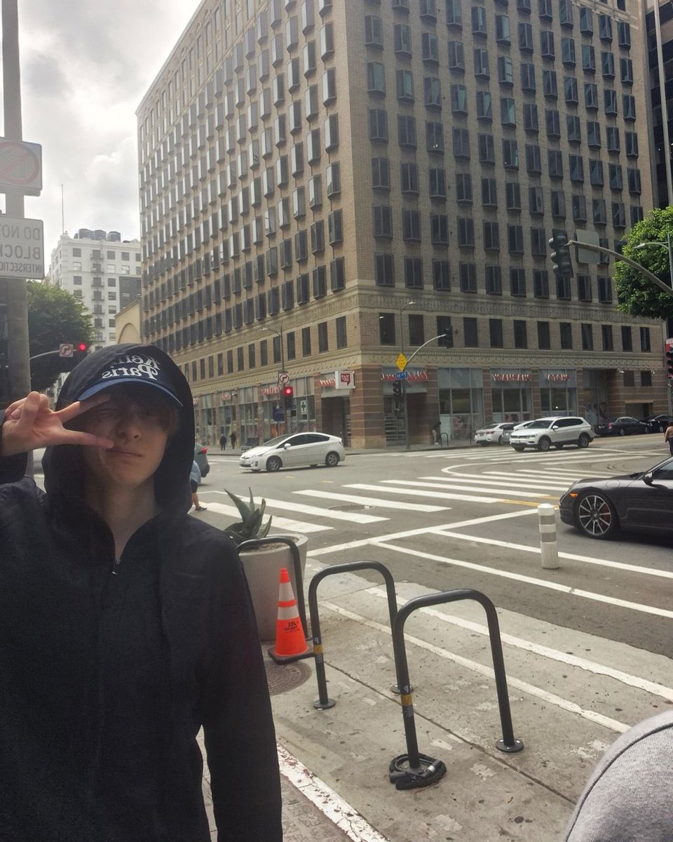 바보 tweet media