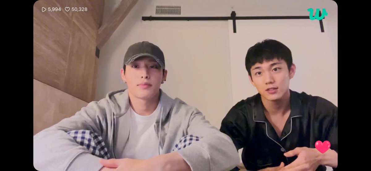 amorBARBz's tweet image. why are they hitting my phone up??? they KNOW my man comes back into weeks and now they spinning the block. 

#LEAVEMEALONE #IMLOYAL #NOWTHEYWANTMEBACK