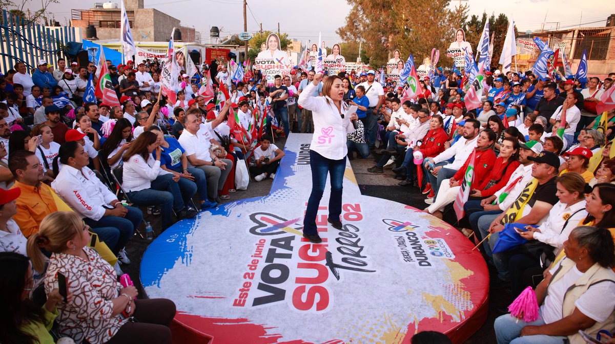 ¡Gracias! 🔴🔵🟡✌🏻

Por acompañarme a este gran momento, nuestro cierre de campaña, vamos en equipo, porque unidos ya ganamos.

#VotaFuerzaYCorazón 
#TuFuturoEsAquí