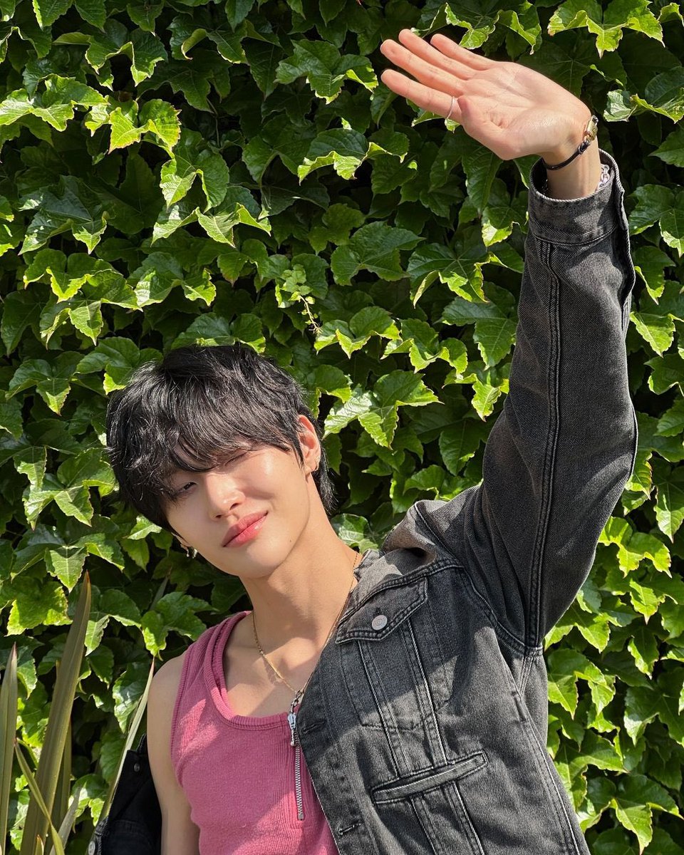 riizepics's tweet image. riize_official instagram update with wonbin