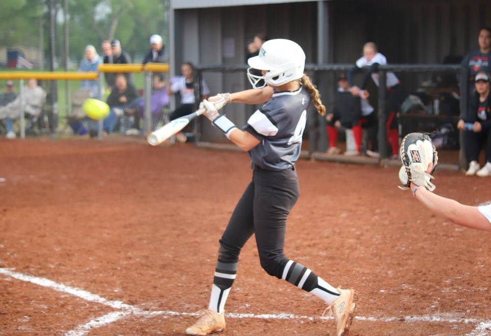 Mustang Softball tweet media