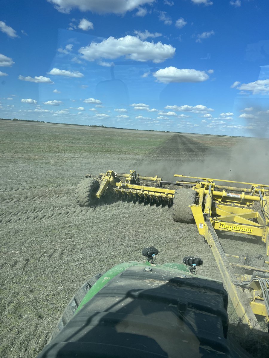 Anyone tell me what to charge for custom protilling? 620 RX pulling 41ft protill. Full fields not going very deep. #Agtwitter #Plant24