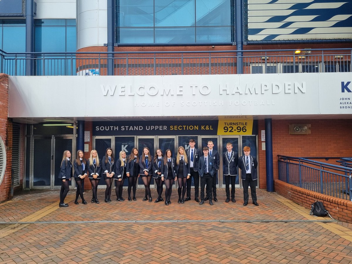 Miss_Vernal's tweet photo. @_Hive25 have arrived! 
Good luck to all teams at the Young Enterprise National Finals today. We are BUZZING to be here  🐝💛 #foye24 
@JohnstoneHighSc @YE_Scotland https://t.co/QBQgLrJS78