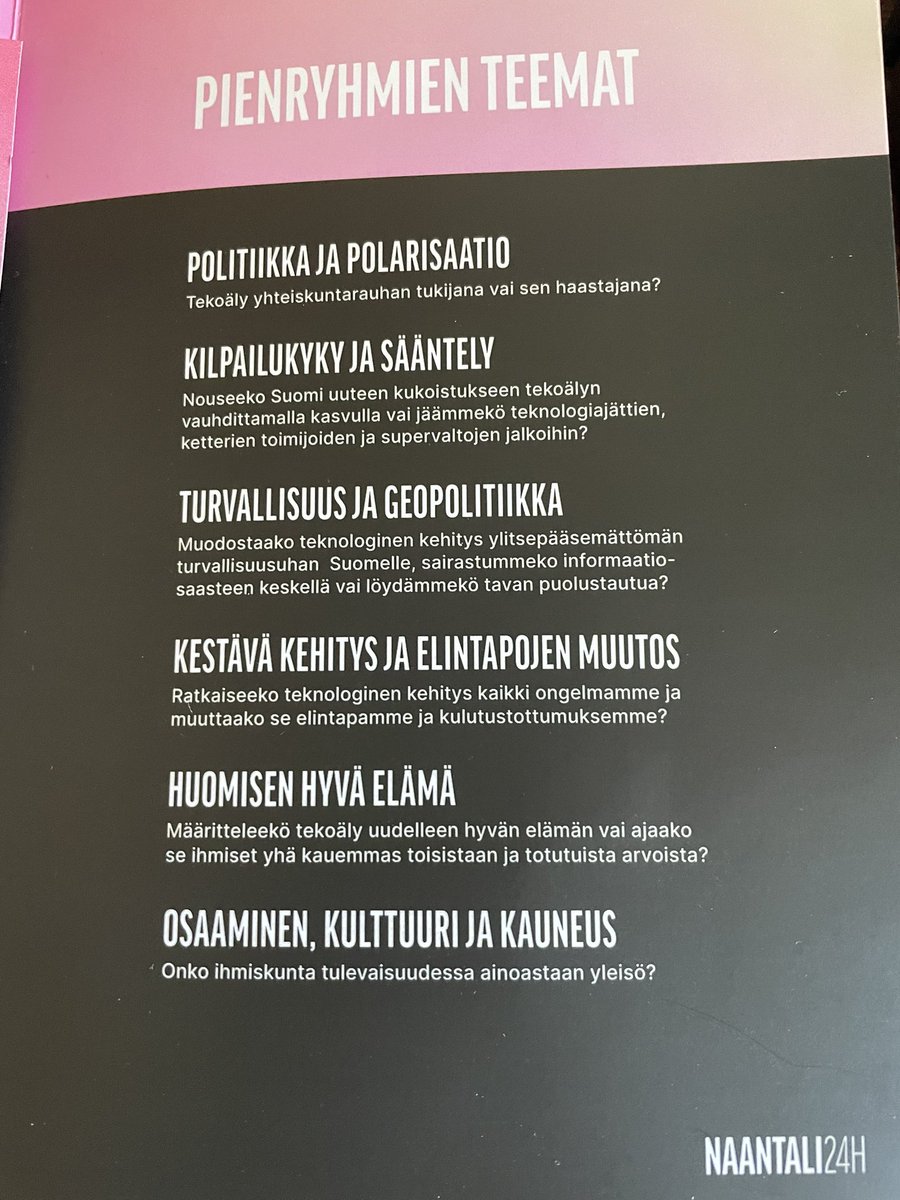 Naantali 24h kokoontui tekoälyn yhteiskunnallisten ulottuvuuksien äärelle. Tekoäly on tukiälyä. Ihmiselle ominaiset asiat kuten oppimiskyky, luovuus ja sosiaalisuus eivät poistu. Ponnistella pitää myös kun torjuu oman ajattelun vinoumia #naantali24h #tekoäly